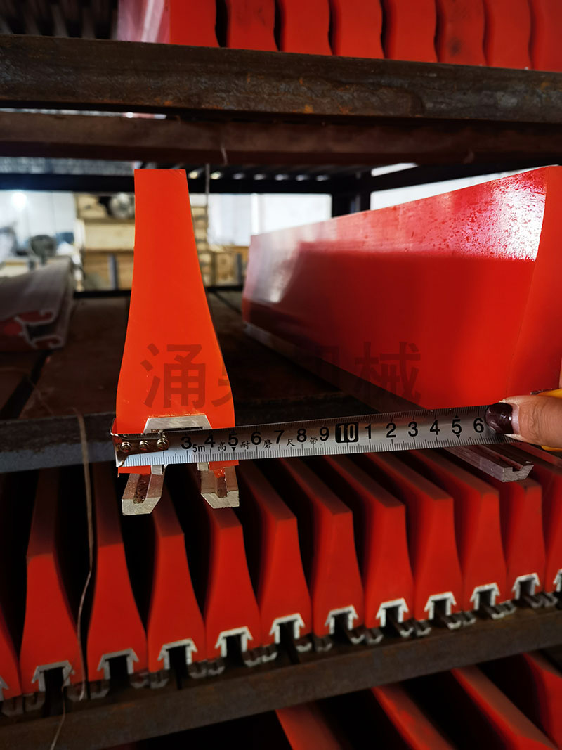 ���Ҿ۰����ε�